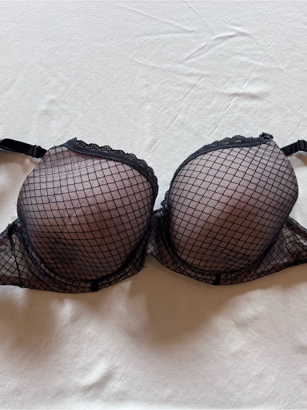 Gilligan & O'Malley Black Lace Grid Push-Up Nursing Bra